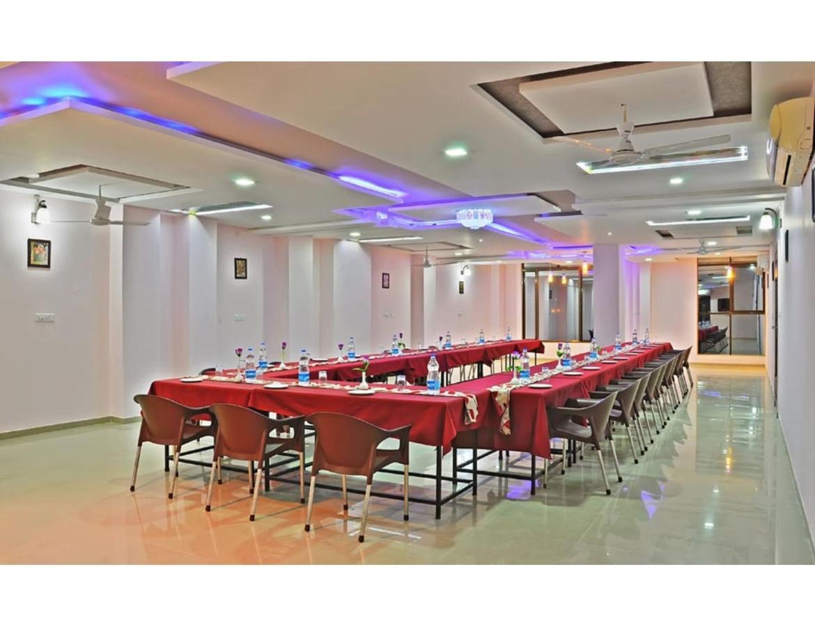 Hotel Shivam Fort View, Chittorgarh Exterior photo